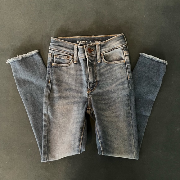 Old Navy Girls’ Extra High Rise Rockstar Jeggings Size 7 - Picture 3 of 6